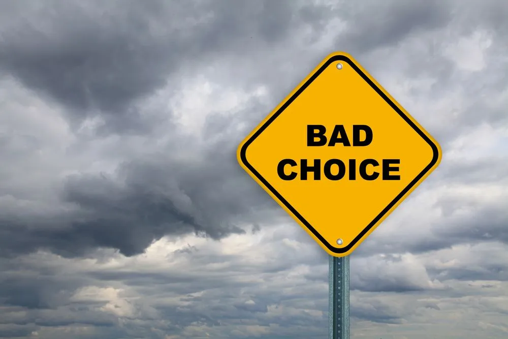 7 Signs You’re Managing Your Money the Wrong Way